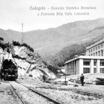 La Centrale di Cedegolo e la Ferrovia in una cartolina d’epoca (Foto Negri).